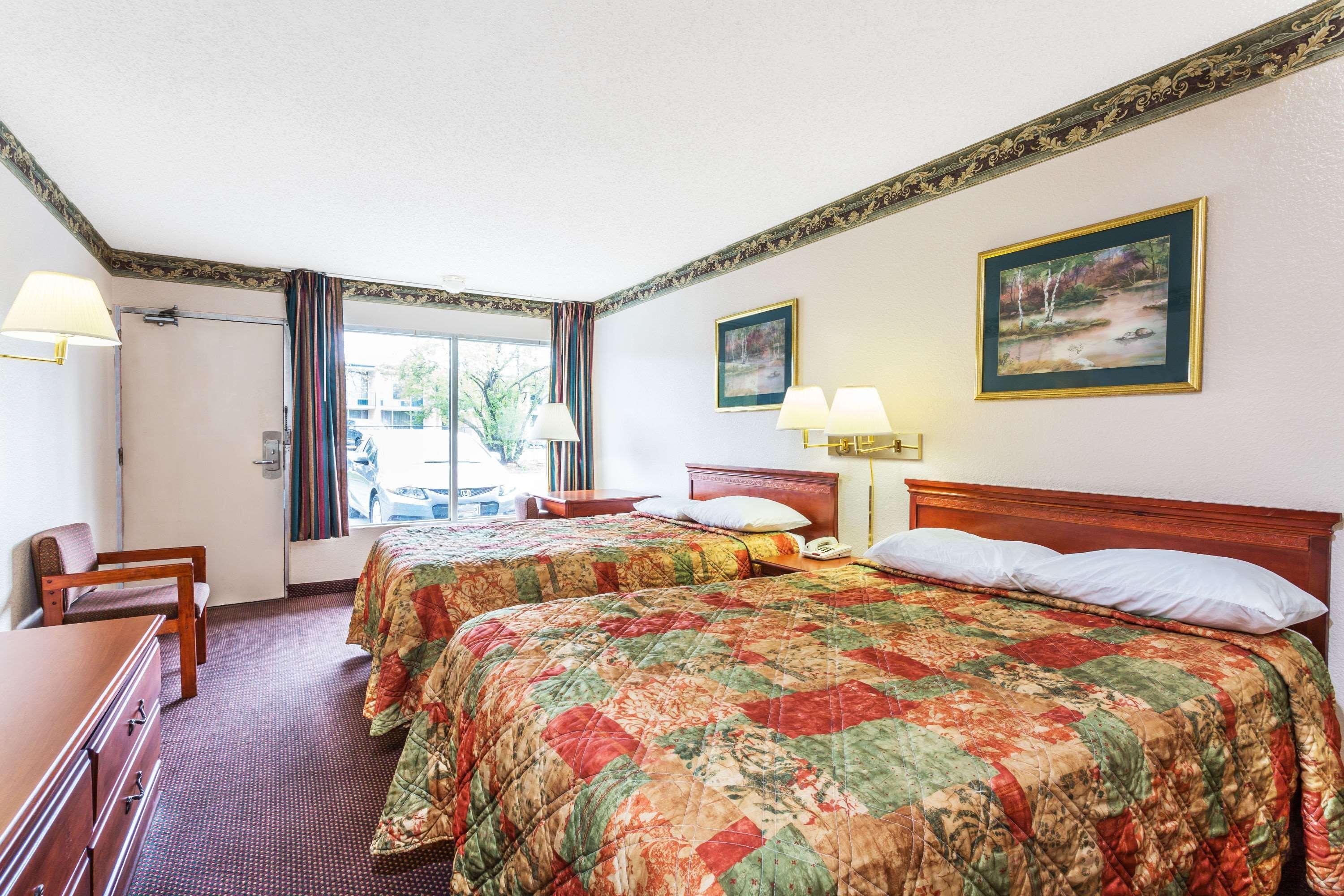 Days Inn By Wyndham Ashland Buitenkant foto