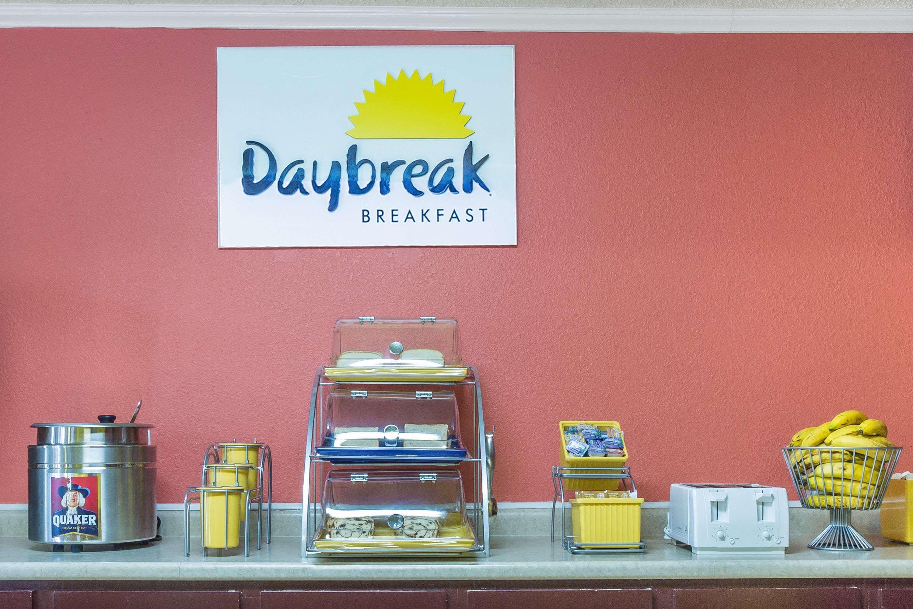 Days Inn By Wyndham Ashland Buitenkant foto